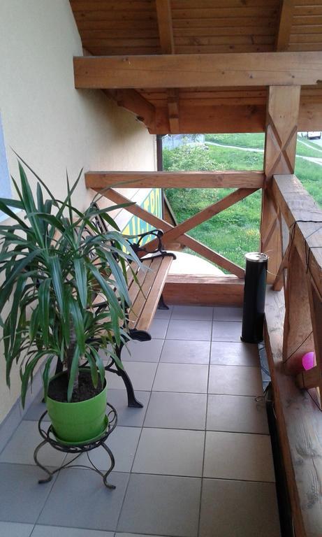 Hostel On Flotska Ivano-Frankivszk Kültér fotó