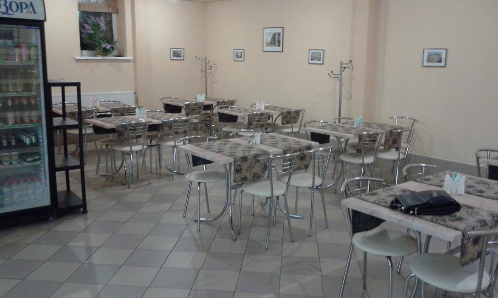 Hostel On Flotska Ivano-Frankivszk Kültér fotó