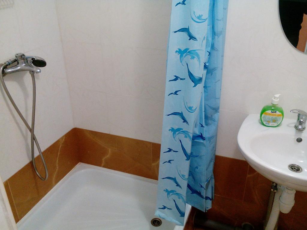 Hostel On Flotska Ivano-Frankivszk Kültér fotó