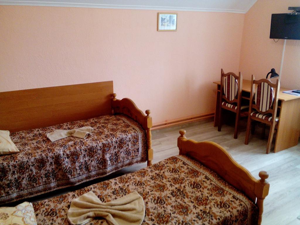 Hostel On Flotska Ivano-Frankivszk Kültér fotó