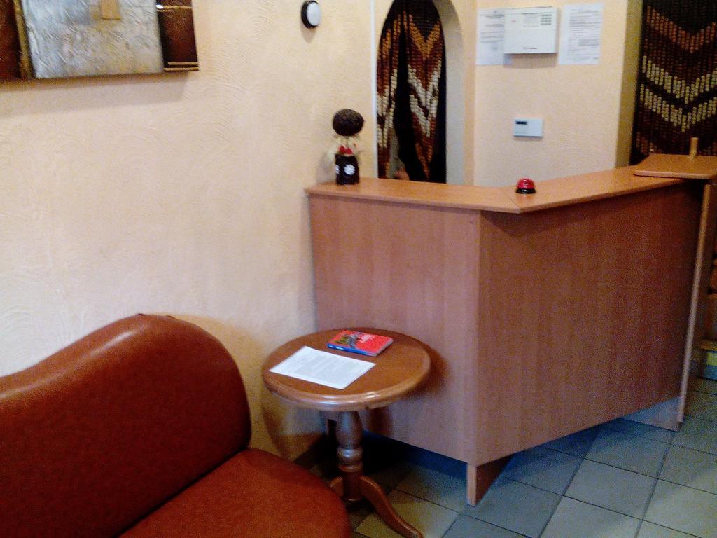 Hostel On Flotska Ivano-Frankivszk Kültér fotó
